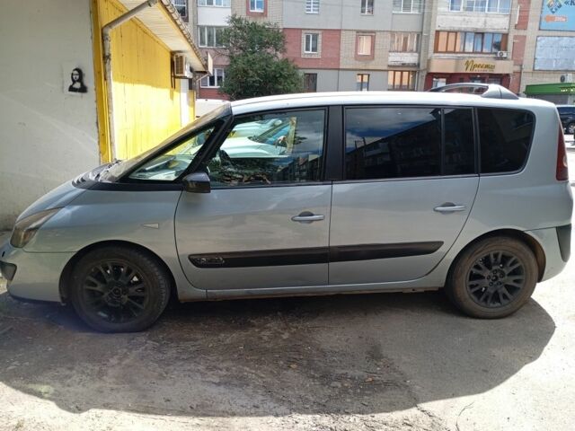 Синій Рено 4, об'ємом двигуна 2.2 л та пробігом 300 тис. км за 3011 $, фото 1 на Automoto.ua