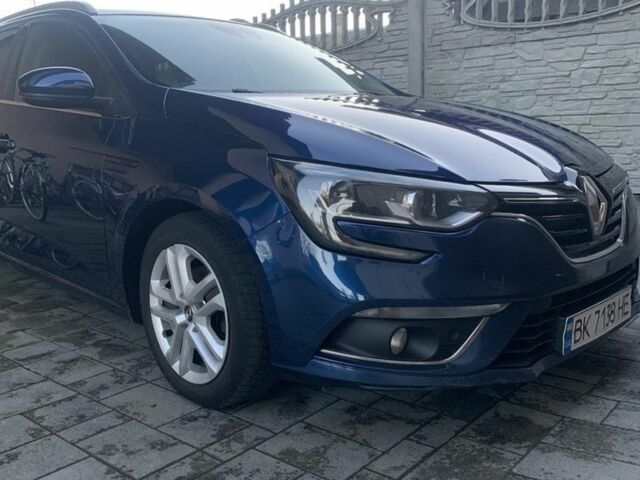 Синий Рено 4, объемом двигателя 1.5 л и пробегом 340 тыс. км за 10500 $, фото 1 на Automoto.ua