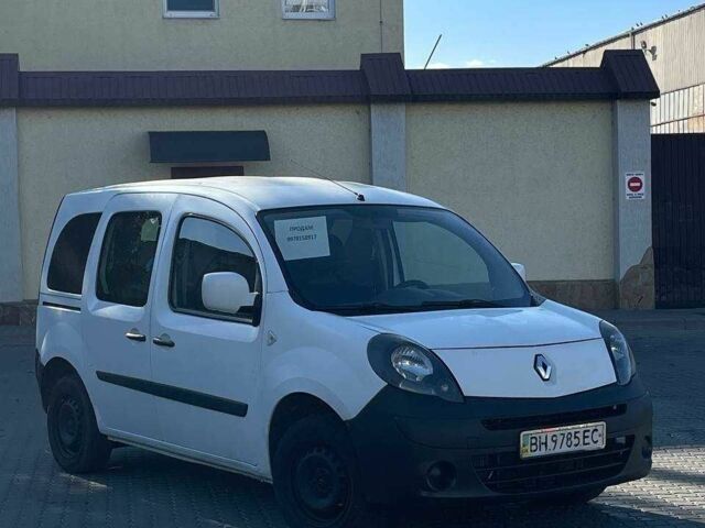 Білий Рено 5, об'ємом двигуна 1.5 л та пробігом 210 тис. км за 5500 $, фото 1 на Automoto.ua