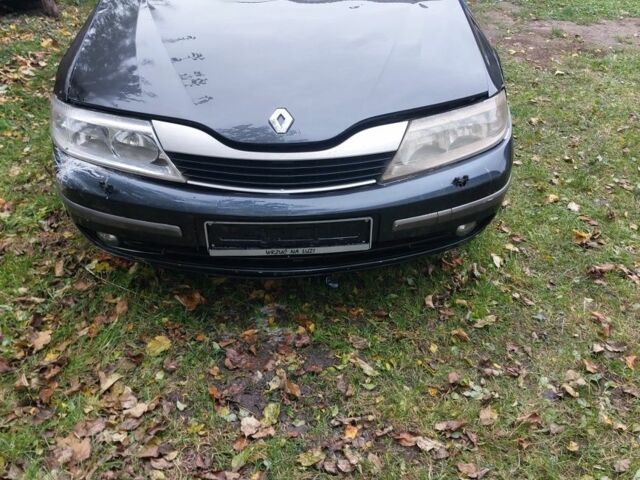 Черный Рено 5, объемом двигателя 2 л и пробегом 2 тыс. км за 900 $, фото 1 на Automoto.ua