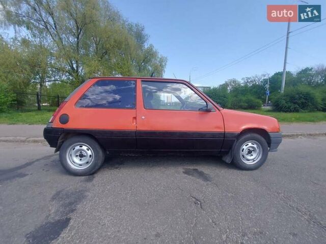 Красный Рено 5, объемом двигателя 1.6 л и пробегом 290 тыс. км за 999 $, фото 1 на Automoto.ua
