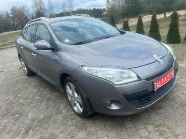Серый Рено 5, объемом двигателя 0 л и пробегом 195 тыс. км за 4900 $, фото 1 на Automoto.ua