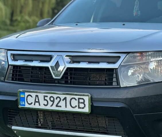 Серый Рено 5, объемом двигателя 1.6 л и пробегом 260 тыс. км за 7500 $, фото 1 на Automoto.ua