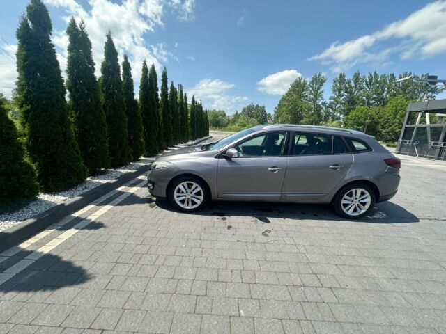 Серый Рено 5, объемом двигателя 1.5 л и пробегом 240 тыс. км за 7600 $, фото 1 на Automoto.ua