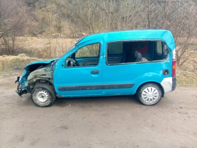 Синий Рено 5, объемом двигателя 1.5 л и пробегом 230 тыс. км за 999 $, фото 1 на Automoto.ua