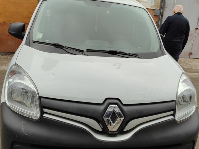 Білий Рено 6, об'ємом двигуна 0 л та пробігом 120 тис. км за 10800 $, фото 1 на Automoto.ua