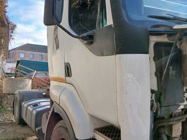 Білий Рено 6, об'ємом двигуна 9 л та пробігом 2 тис. км за 1500 $, фото 1 на Automoto.ua