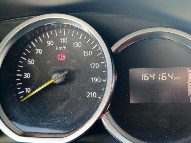 Белый Рено 6, объемом двигателя 1 л и пробегом 164 тыс. км за 6500 $, фото 1 на Automoto.ua