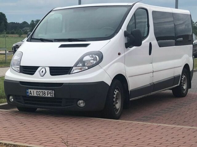 Білий Рено 8, об'ємом двигуна 1.9 л та пробігом 820 тис. км за 9053 $, фото 1 на Automoto.ua