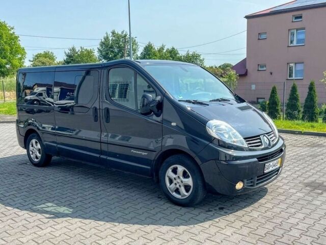 Черный Рено 8, объемом двигателя 2 л и пробегом 215 тыс. км за 8300 $, фото 1 на Automoto.ua