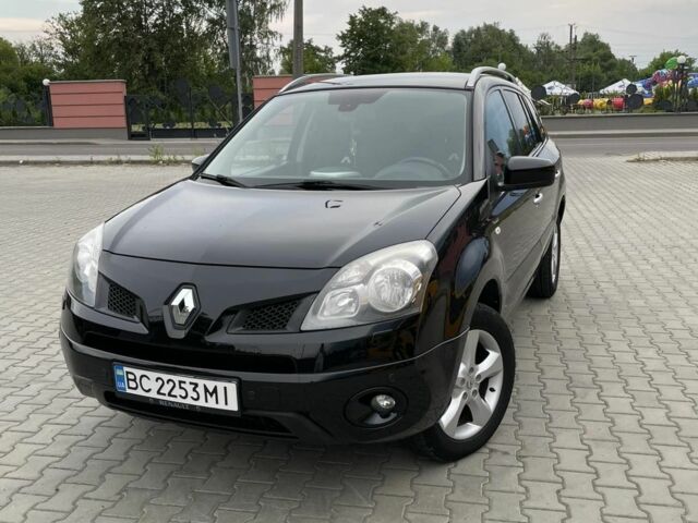 Черный Рено 8, объемом двигателя 2 л и пробегом 140 тыс. км за 8500 $, фото 1 на Automoto.ua