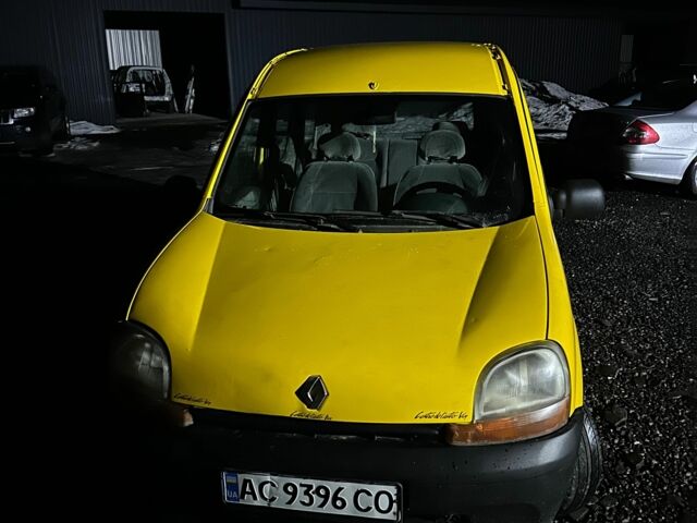 Жовтий Рено 8, об'ємом двигуна 1.9 л та пробігом 3 тис. км за 1500 $, фото 1 на Automoto.ua