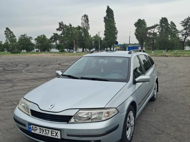 Серый Рено 8, объемом двигателя 1.9 л и пробегом 405 тыс. км за 3600 $, фото 1 на Automoto.ua
