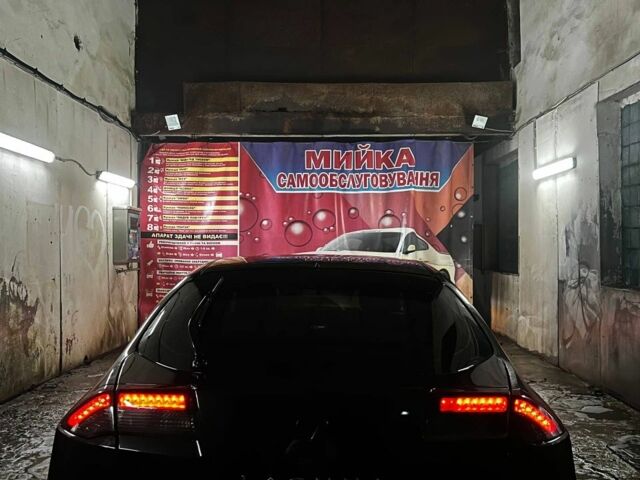 Черный Рено 9, объемом двигателя 2 л и пробегом 400 тыс. км за 7300 $, фото 1 на Automoto.ua