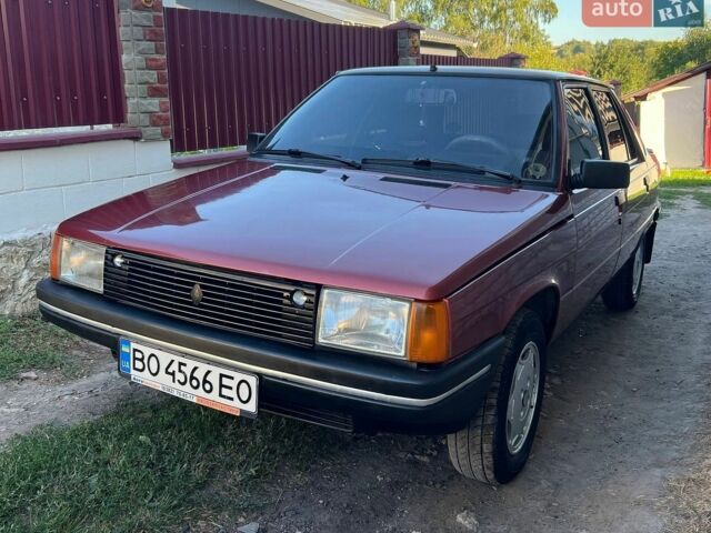 Червоний Рено 9, об'ємом двигуна 1.4 л та пробігом 198 тис. км за 1200 $, фото 1 на Automoto.ua