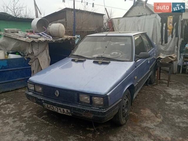 Синій Рено 9, об'ємом двигуна 0 л та пробігом 40 тис. км за 301 $, фото 1 на Automoto.ua