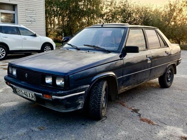 Синій Рено 9, об'ємом двигуна 1.6 л та пробігом 300 тис. км за 669 $, фото 1 на Automoto.ua