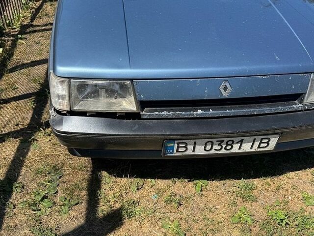 Синій Рено 9, об'ємом двигуна 1.39 л та пробігом 290 тис. км за 1000 $, фото 1 на Automoto.ua