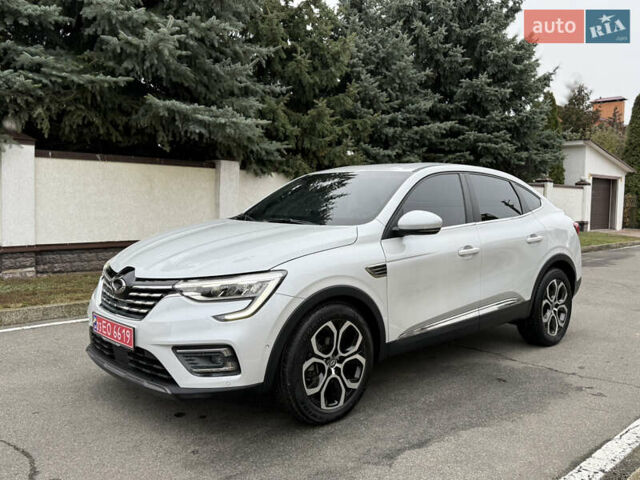 Белый Рено Arkana, объемом двигателя 1.33 л и пробегом 50 тыс. км за 15750 $, фото 1 на Automoto.ua