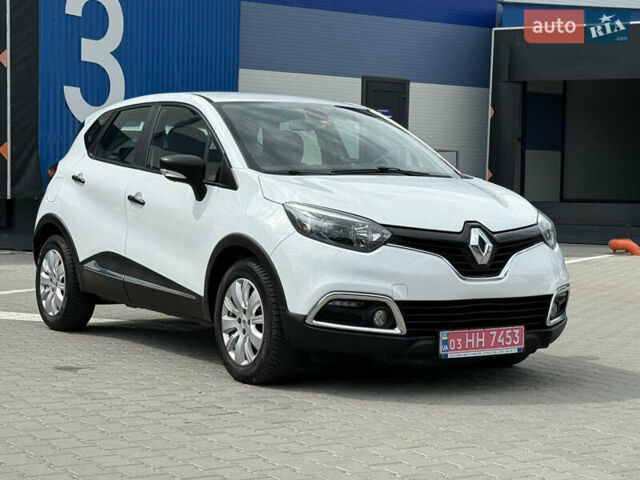 Білий Рено Каптур, об'ємом двигуна 1.5 л та пробігом 220 тис. км за 11950 $, фото 1 на Automoto.ua