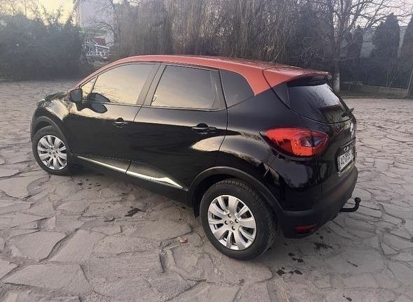 Черный Рено Каптур, объемом двигателя 1.5 л и пробегом 206 тыс. км за 9500 $, фото 1 на Automoto.ua