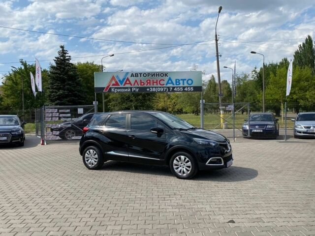 Черный Рено Каптур, объемом двигателя 1.6 л и пробегом 133 тыс. км за 10700 $, фото 1 на Automoto.ua