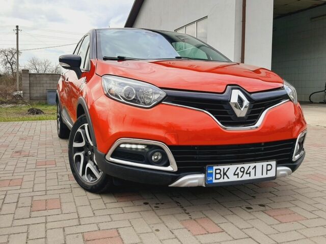Красный Рено Каптур, объемом двигателя 1.5 л и пробегом 245 тыс. км за 11300 $, фото 1 на Automoto.ua