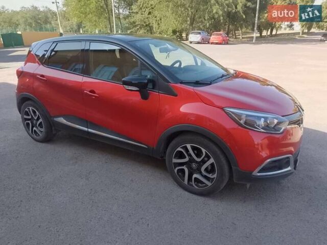 Красный Рено Каптур, объемом двигателя 1.46 л и пробегом 29 тыс. км за 14000 $, фото 1 на Automoto.ua