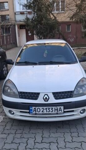 Белый Рено Клио, объемом двигателя 1.15 л и пробегом 159 тыс. км за 3850 $, фото 1 на Automoto.ua