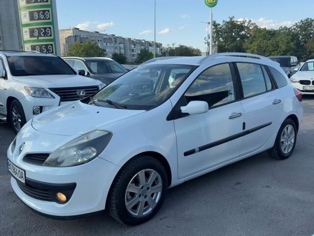 Білий Рено Кліо, об'ємом двигуна 1.2 л та пробігом 182 тис. км за 4300 $, фото 1 на Automoto.ua