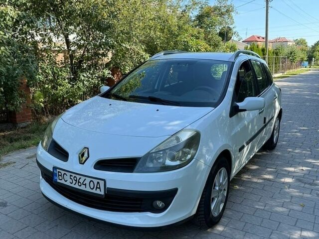 Білий Рено Кліо, об'ємом двигуна 1.2 л та пробігом 185 тис. км за 3800 $, фото 1 на Automoto.ua