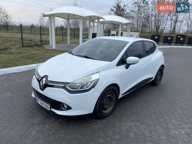 Белый Рено Клио, объемом двигателя 1.46 л и пробегом 206 тыс. км за 6400 $, фото 1 на Automoto.ua