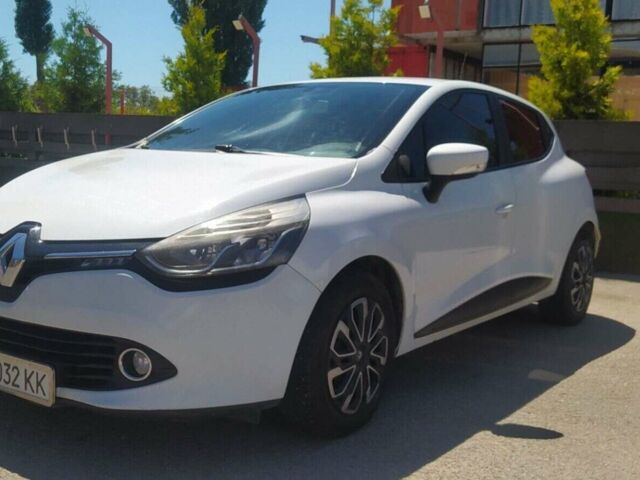 Белый Рено Клио, объемом двигателя 1.46 л и пробегом 299 тыс. км за 7100 $, фото 1 на Automoto.ua