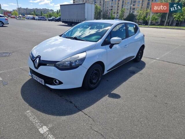 Белый Рено Клио, объемом двигателя 1.46 л и пробегом 237 тыс. км за 6000 $, фото 1 на Automoto.ua