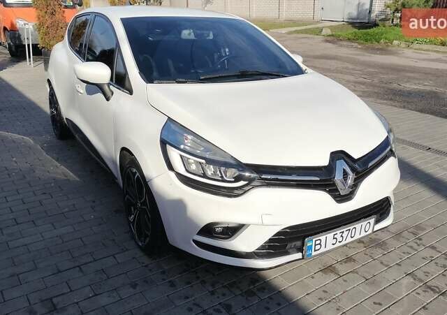 Рено Клио 2018 в Кременчуге на Automoto.ua Белый Рено Клио, объемом двигателя 1.5 л и пробегом 70 тыс. км за 13255 $, фото 1 на Automoto.ua