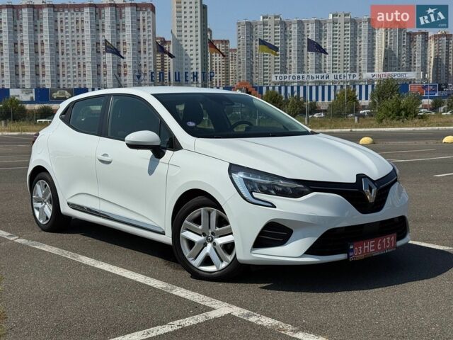 Белый Рено Клио, объемом двигателя 1.6 л и пробегом 147 тыс. км за 14900 $, фото 1 на Automoto.ua