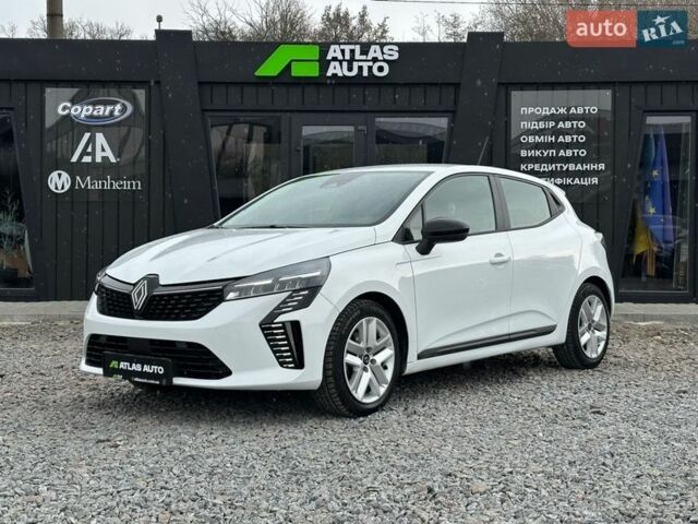Білий Рено Кліо, об'ємом двигуна 1.6 л та пробігом 11 тис. км за 18900 $, фото 1 на Automoto.ua