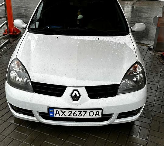 Білий Рено Кліо, об'ємом двигуна 1.4 л та пробігом 0 тис. км за 3300 $, фото 1 на Automoto.ua