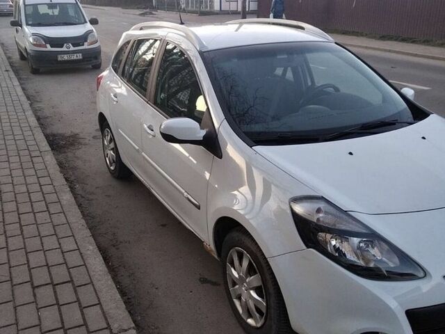 Білий Рено Кліо, об'ємом двигуна 1.5 л та пробігом 320 тис. км за 5100 $, фото 1 на Automoto.ua