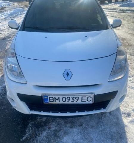 Білий Рено Кліо, об'ємом двигуна 1.46 л та пробігом 271 тис. км за 5005 $, фото 1 на Automoto.ua