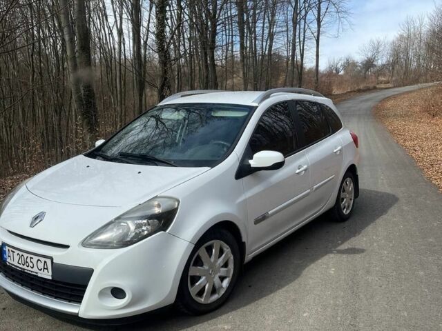 Білий Рено Кліо, об'ємом двигуна 1.5 л та пробігом 274 тис. км за 6700 $, фото 1 на Automoto.ua