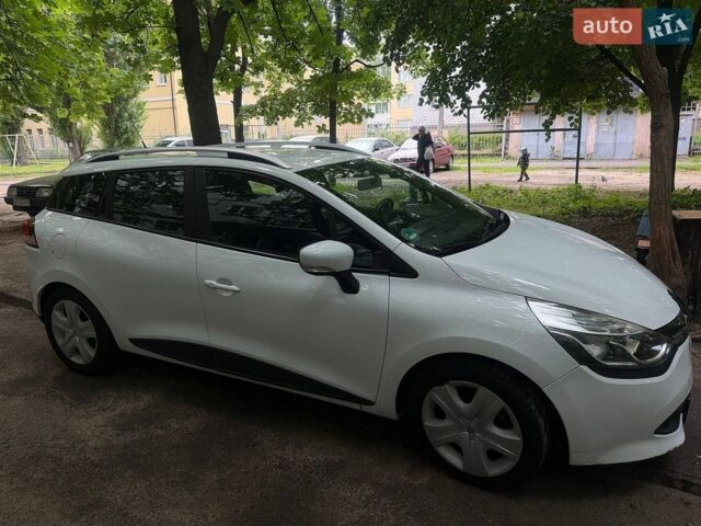 Белый Рено Клио, объемом двигателя 1.46 л и пробегом 186 тыс. км за 7800 $, фото 1 на Automoto.ua