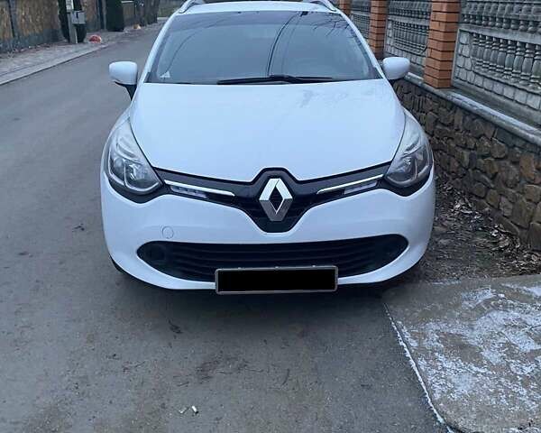Білий Рено Кліо, об'ємом двигуна 1.46 л та пробігом 330 тис. км за 7500 $, фото 1 на Automoto.ua