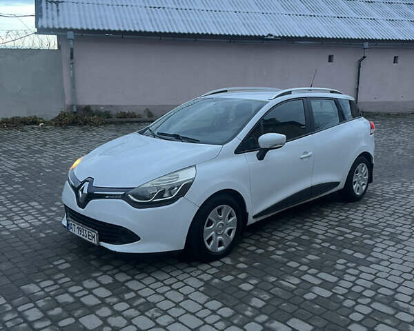 Білий Рено Кліо, об'ємом двигуна 1.46 л та пробігом 228 тис. км за 6200 $, фото 1 на Automoto.ua