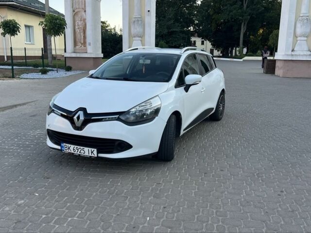 Белый Рено Клио, объемом двигателя 1.5 л и пробегом 254 тыс. км за 6200 $, фото 1 на Automoto.ua