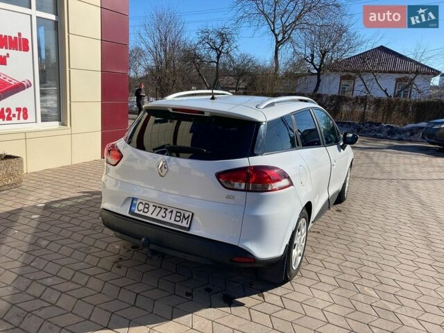 Белый Рено Клио, объемом двигателя 1.5 л и пробегом 222 тыс. км за 6300 $, фото 1 на Automoto.ua