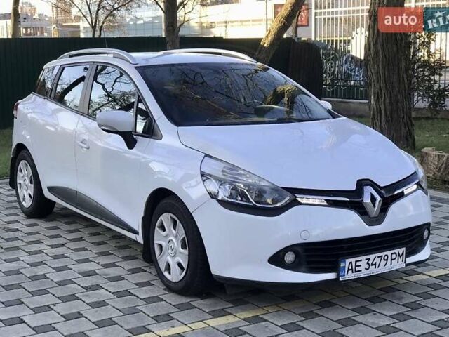 Белый Рено Клио, объемом двигателя 1.5 л и пробегом 217 тыс. км за 6999 $, фото 1 на Automoto.ua