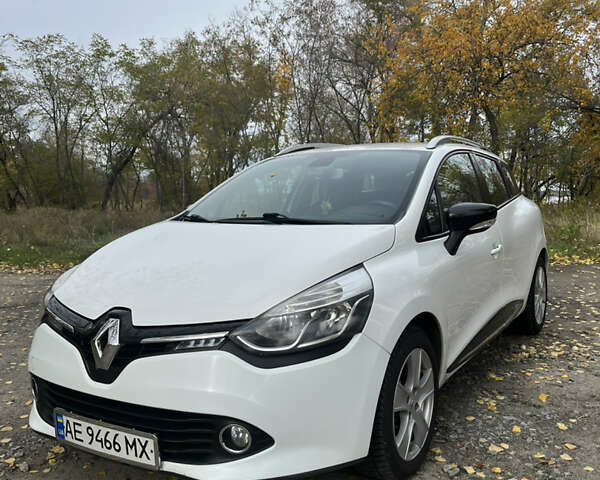 Рено Кліо 2015 у Дніпро (Дніпропетровську) на Automoto.ua Білий Рено Кліо, об'ємом двигуна 1.5 л та пробігом 189 тис. км за 8000 $, фото 1 на Automoto.ua