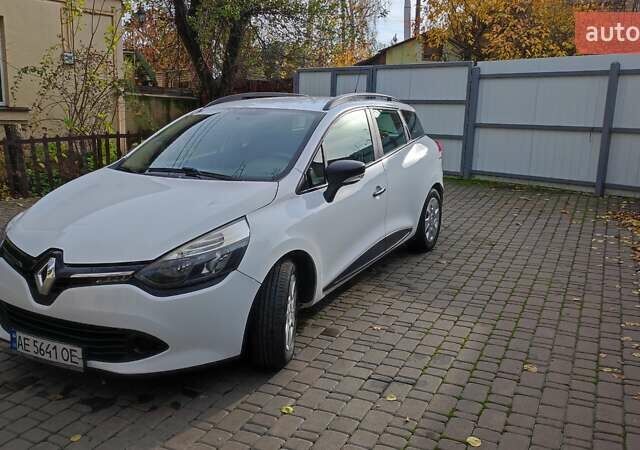 Белый Рено Клио, объемом двигателя 1.5 л и пробегом 259 тыс. км за 7400 $, фото 1 на Automoto.ua