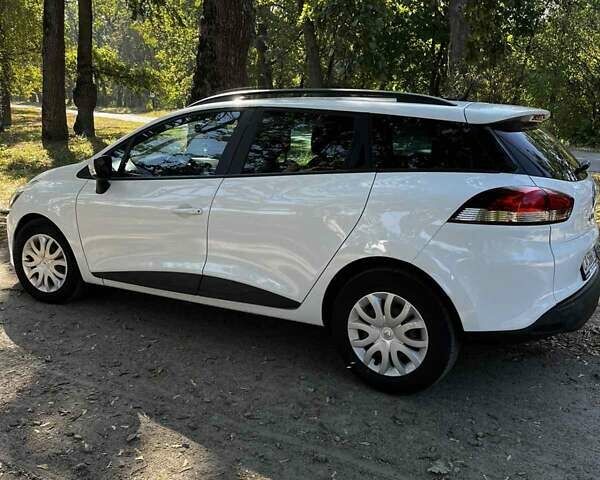 Білий Рено Кліо, об'ємом двигуна 1.5 л та пробігом 269 тис. км за 7200 $, фото 1 на Automoto.ua